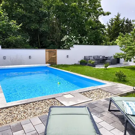Isabel Tatil Evi *